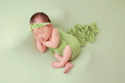 包生男孩正规公司六个月宝宝有眼屎 包生男孩正规公司六个月宝宝有眼屎